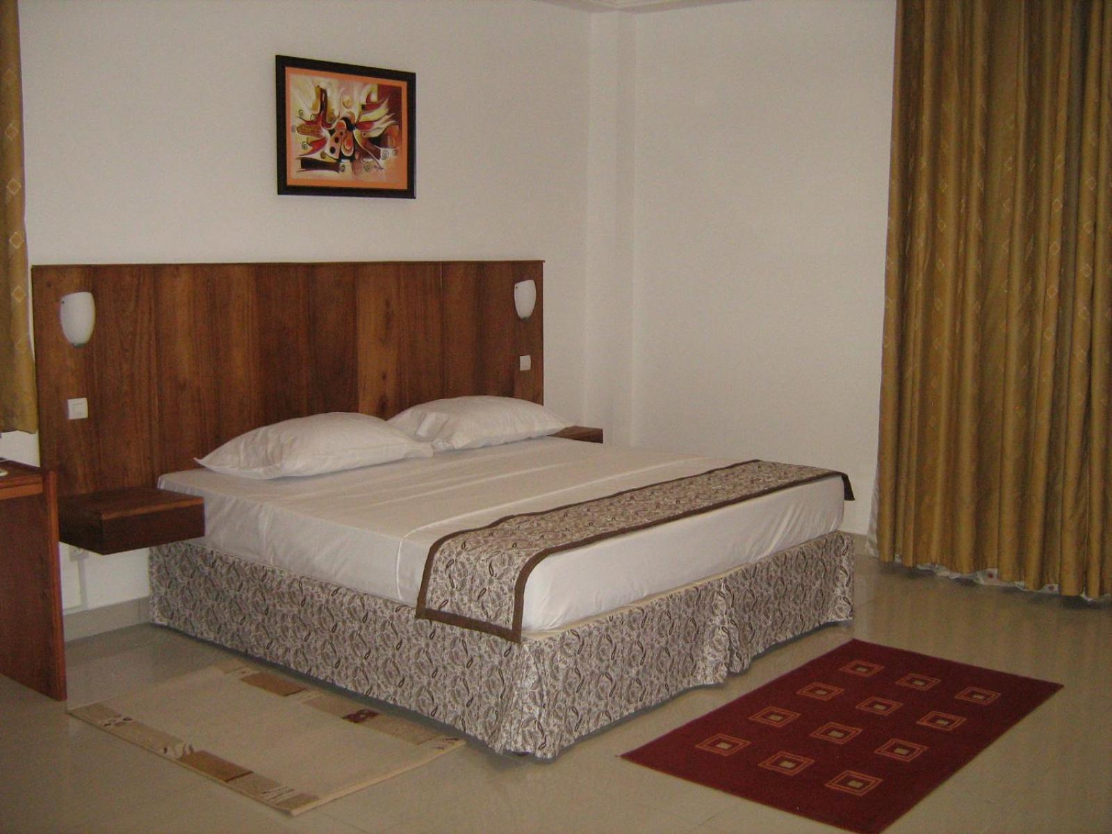 Rosalie'S Suites Lomé Zewnętrze zdjęcie