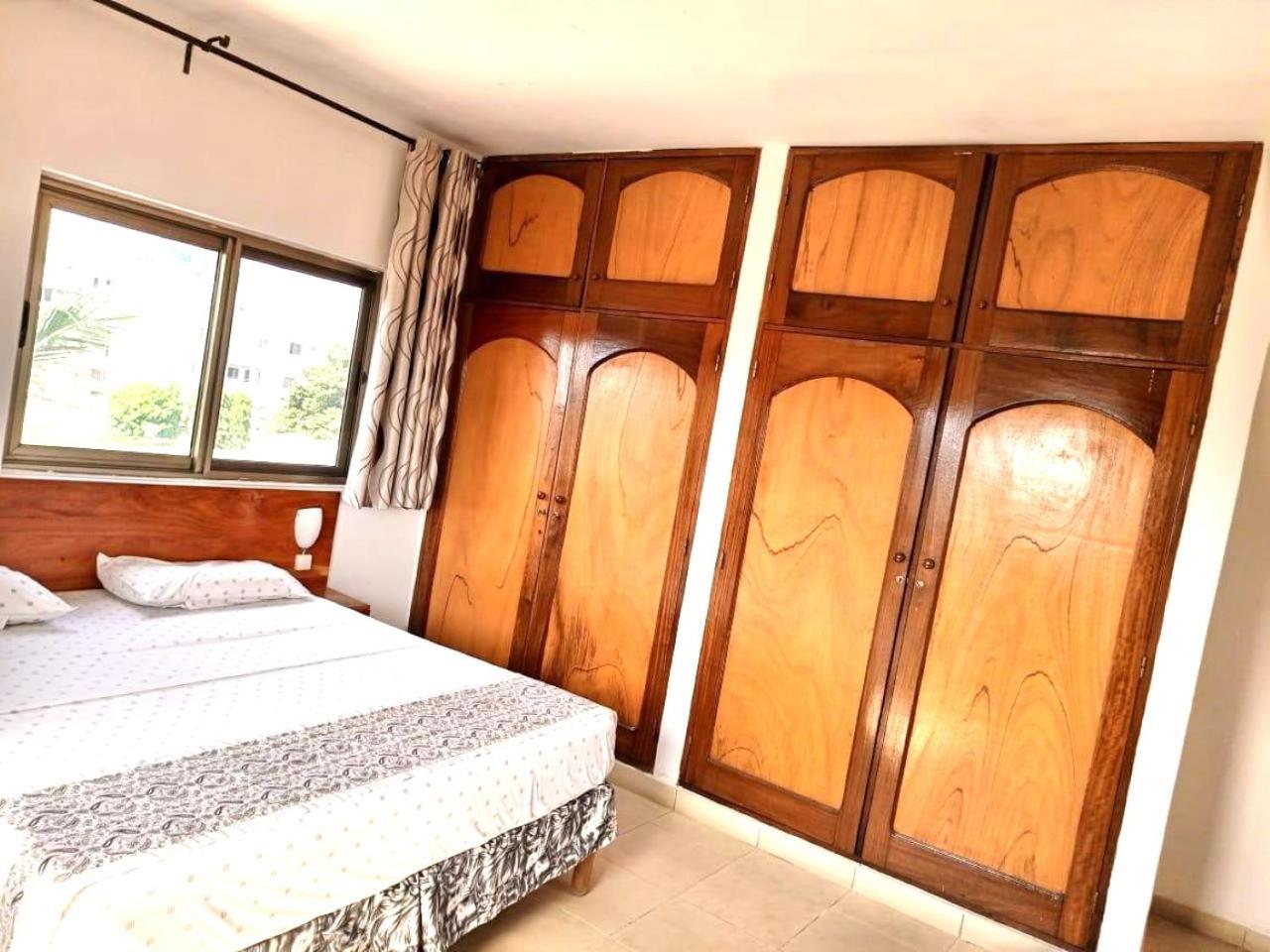 Rosalie'S Suites Lomé Zewnętrze zdjęcie