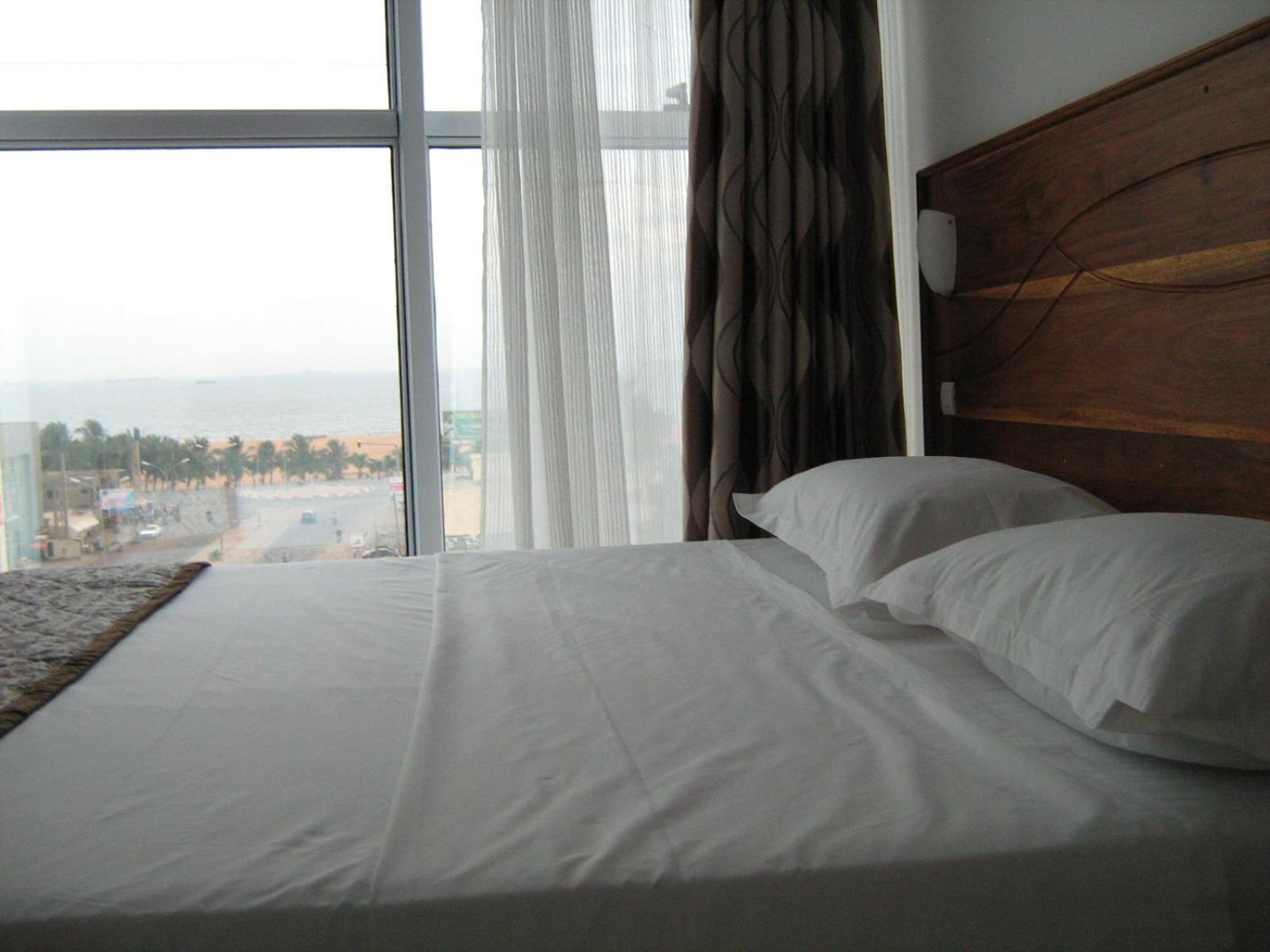 Rosalie'S Suites Lomé Zewnętrze zdjęcie
