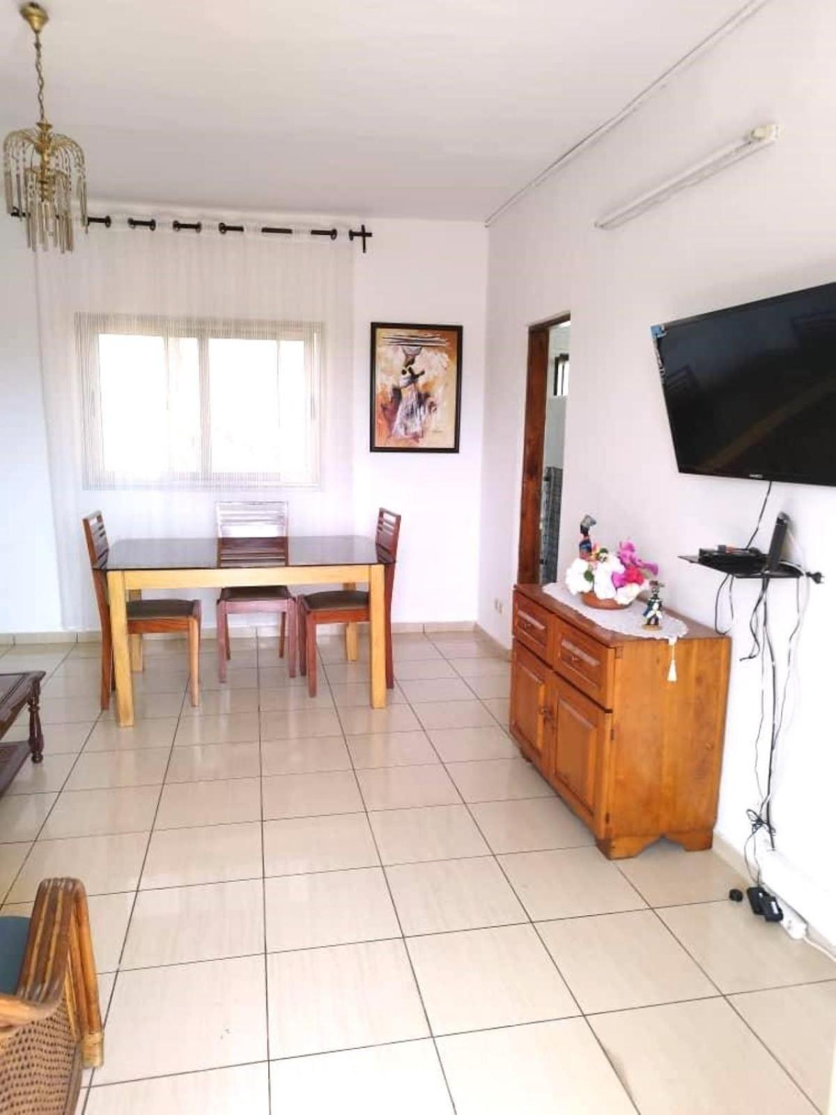 Rosalie'S Suites Lomé Zewnętrze zdjęcie