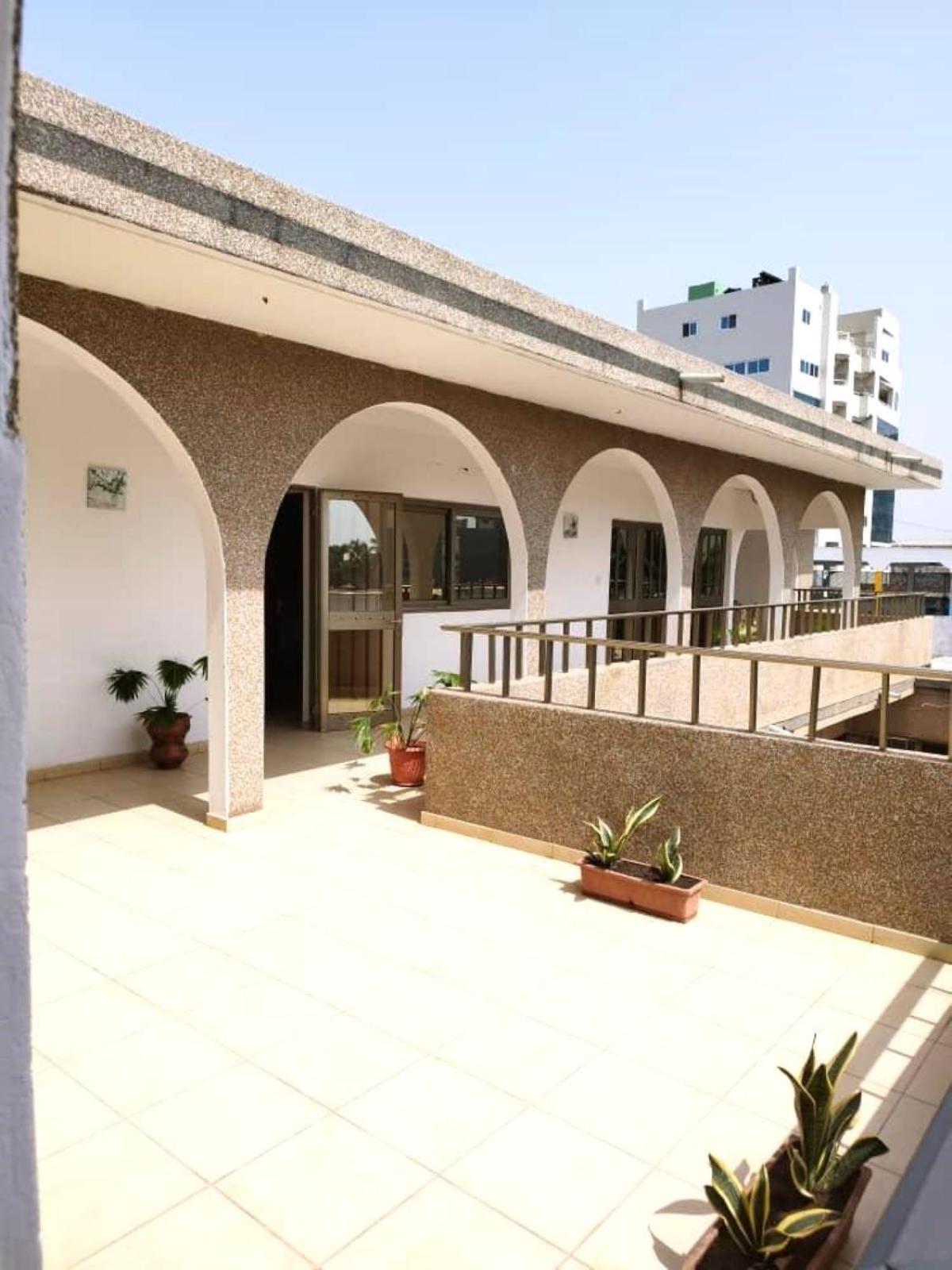 Rosalie'S Suites Lomé Zewnętrze zdjęcie