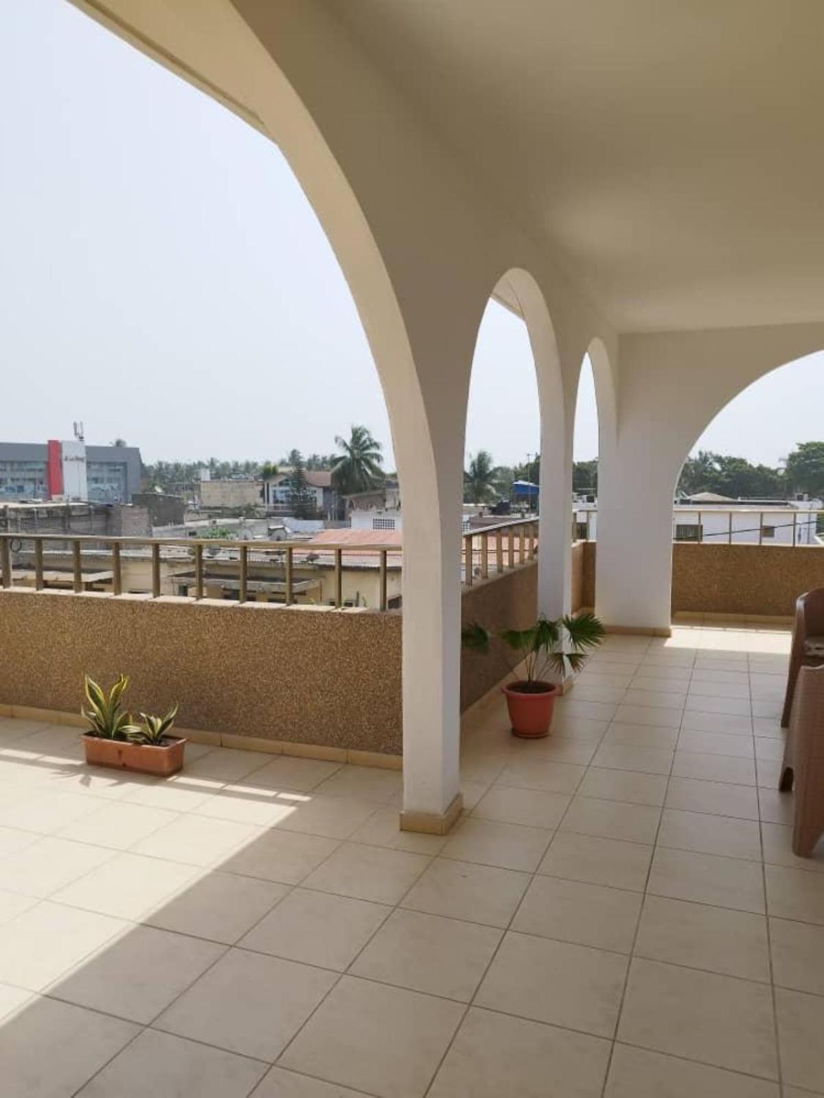 Rosalie'S Suites Lomé Zewnętrze zdjęcie