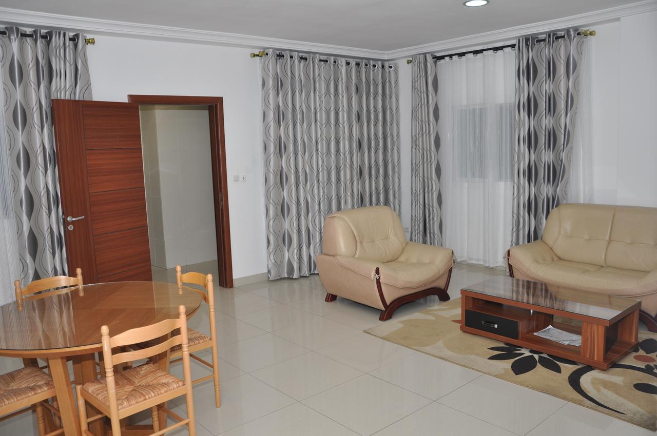 Rosalie'S Suites Lomé Zewnętrze zdjęcie