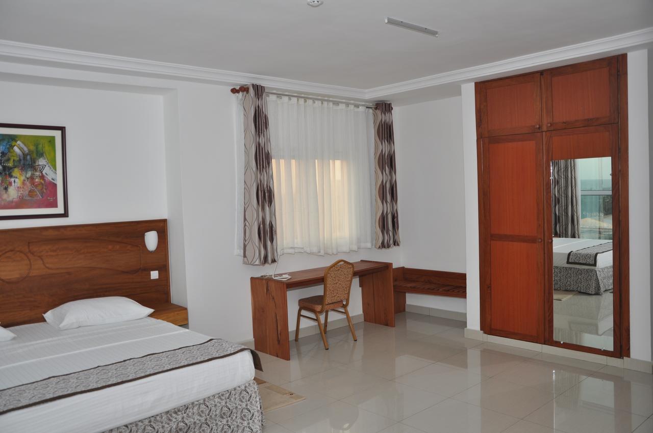 Rosalie'S Suites Lomé Zewnętrze zdjęcie