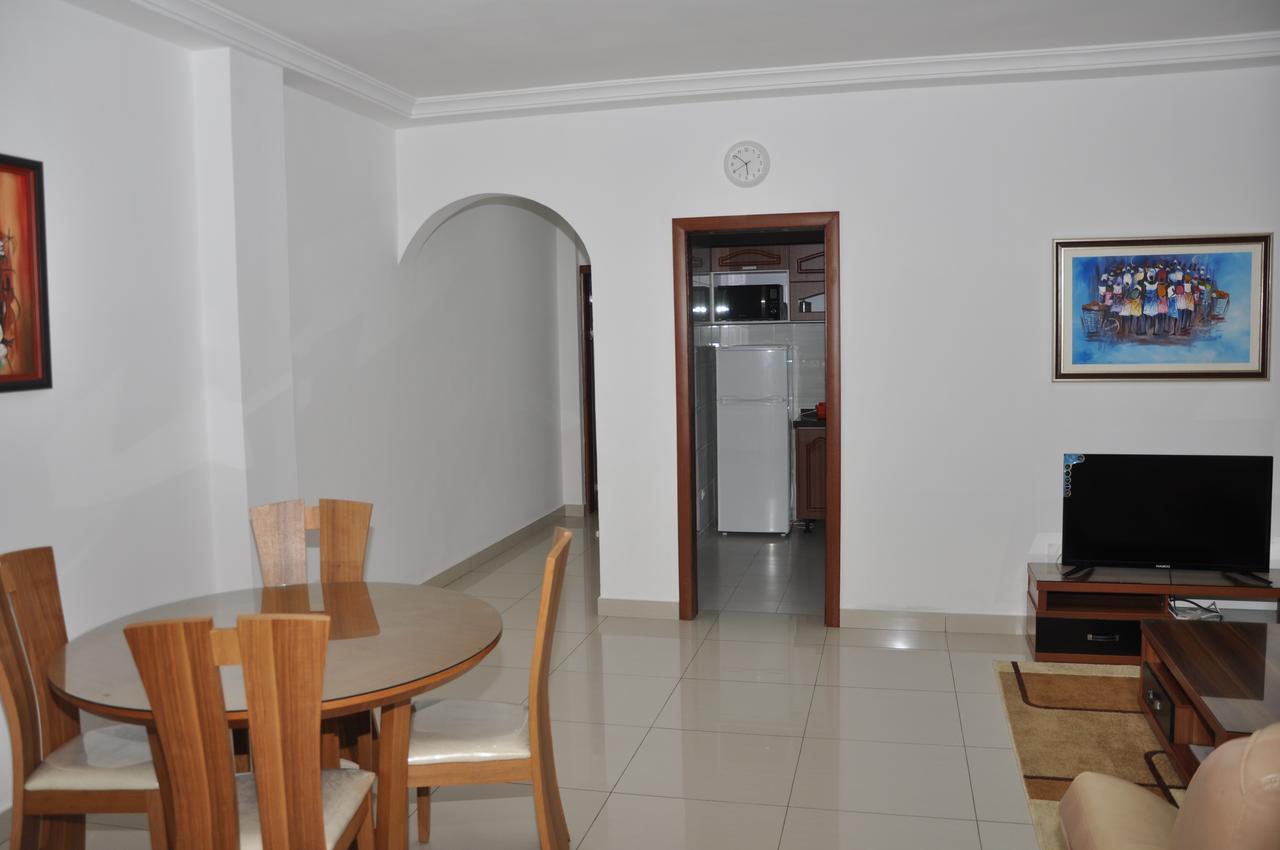 Rosalie'S Suites Lomé Zewnętrze zdjęcie