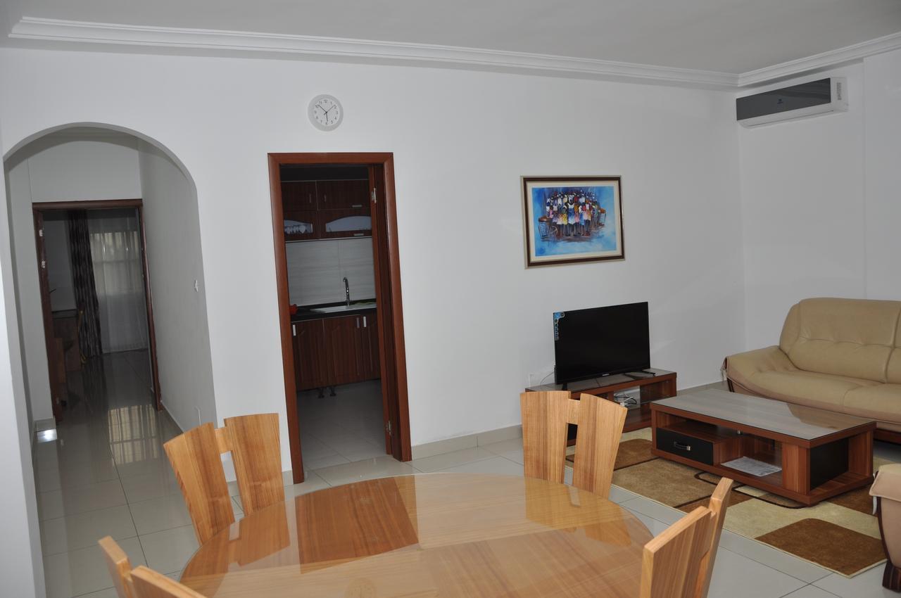 Rosalie'S Suites Lomé Zewnętrze zdjęcie