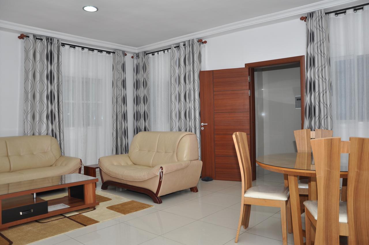 Rosalie'S Suites Lomé Zewnętrze zdjęcie