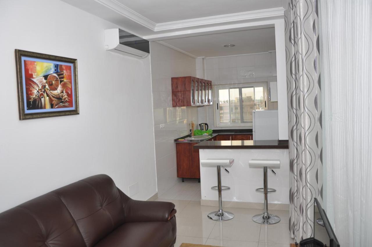 Rosalie'S Suites Lomé Zewnętrze zdjęcie